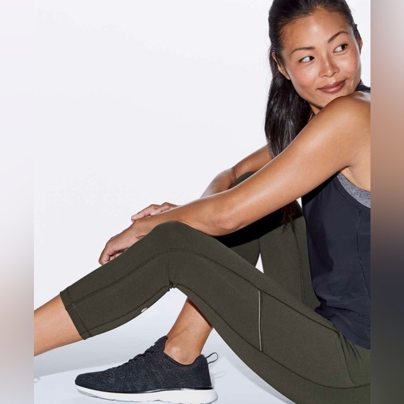 Lululemon Speed Up Crop *21" in Dark Olive 4 - Picture 5 of 7